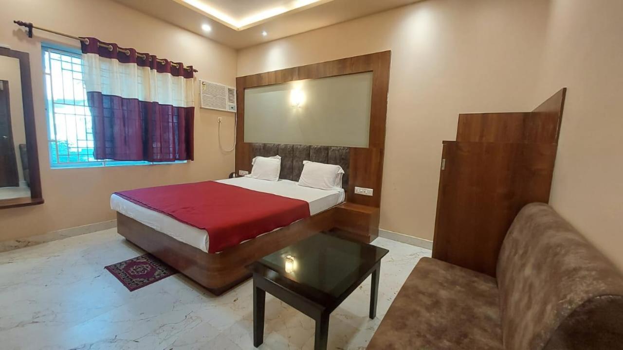 Mor Hotel Ruby House Puri Exterior photo